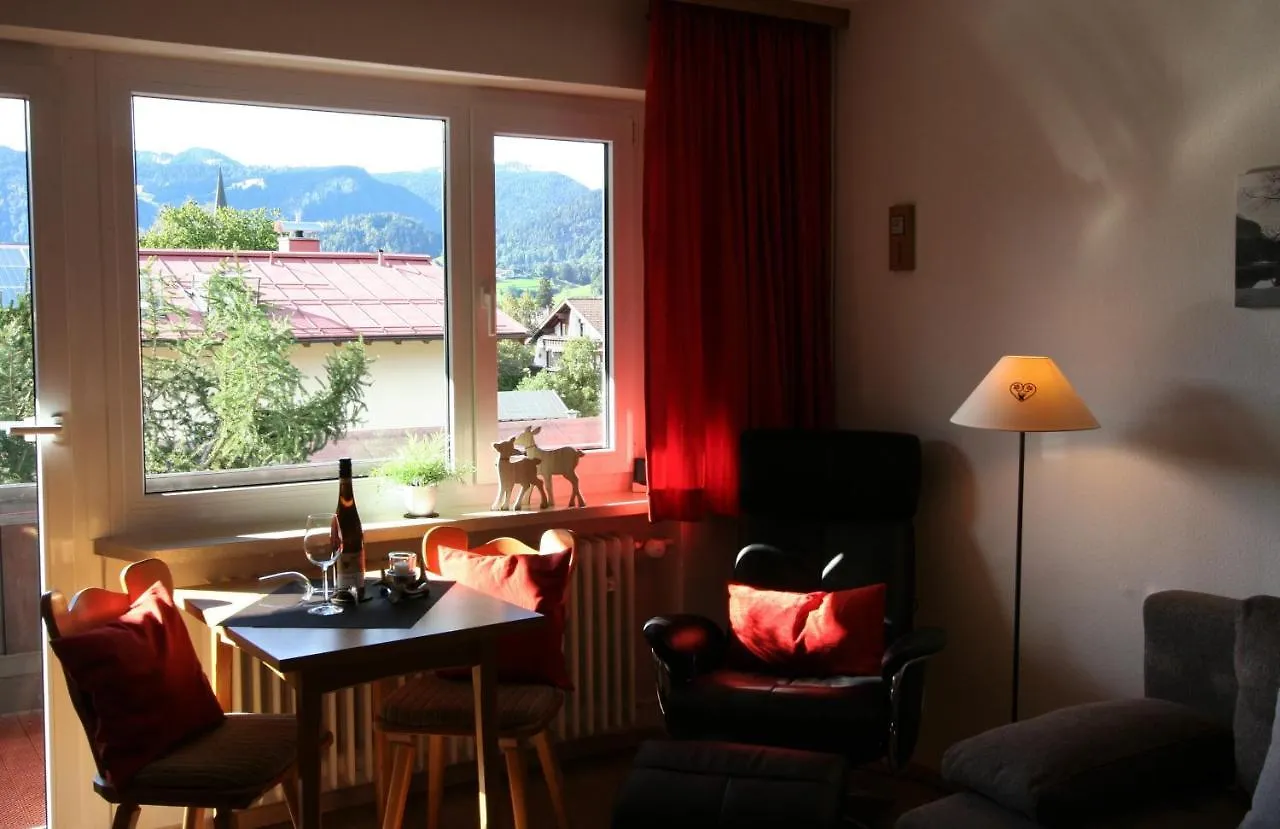아파트 Alpenflair Ferienwohnungen Whg. 109 Bergkristall 오버스트도르프 독일